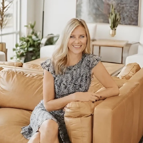 Chicago Real Estate Agent Julie Wilson