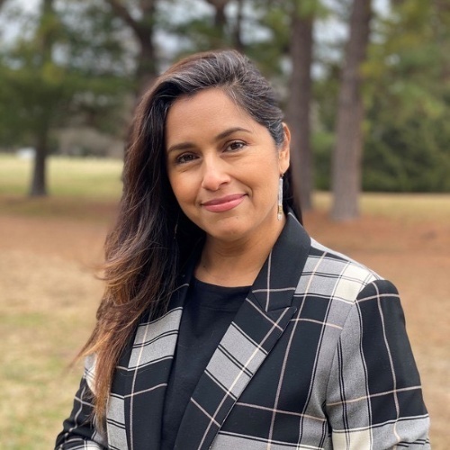 Cristina Flores, Partner Agent