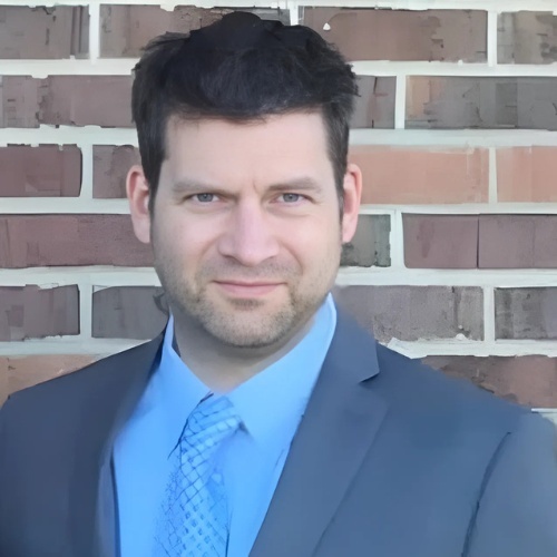Greater North Dakota Real Estate Agent Eric Loraas