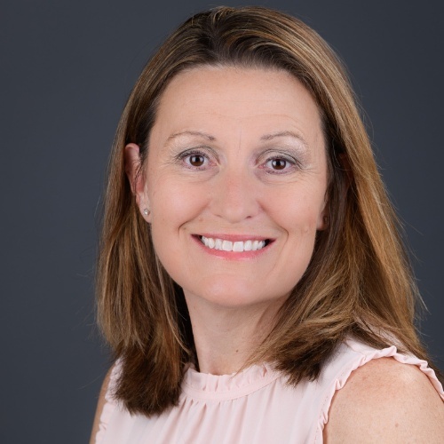 Coastal North Carolina Real Estate Agent Michelle Lones