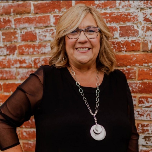 Tracey Young, Partner Agent