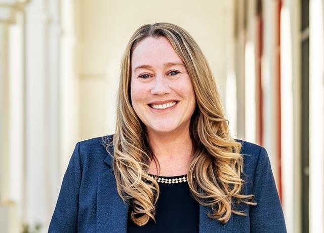 Phoenix Real Estate Agent Ellen Dempsey