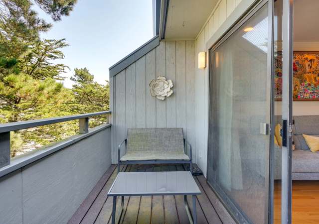 Photo of 394 Innisfree Dr, Daly City, CA 94015