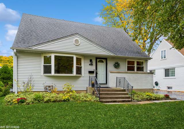 Property at 1149 N Douglas Ave, Arlington Heights, IL 60004, 3 beds, 2 baths