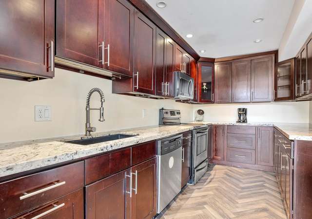 Photo of 741 E Coco Plum Cir #5, Plantation, FL 33324