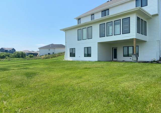 Photo of 10303 S 98th St, Papillion, NE 68046