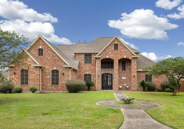 Property at 8390 Winnsboro Cir, Beaumont, TX 77713, 4 beds, 2.5 baths