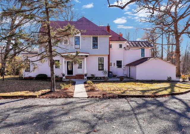 Property at 301 Central Ave, Gaithersburg, MD 20877, 5 beds, 5 baths