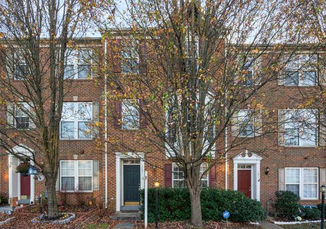 Photo of 13671 Saint Johns Wood Pl, Herndon, VA 20171
