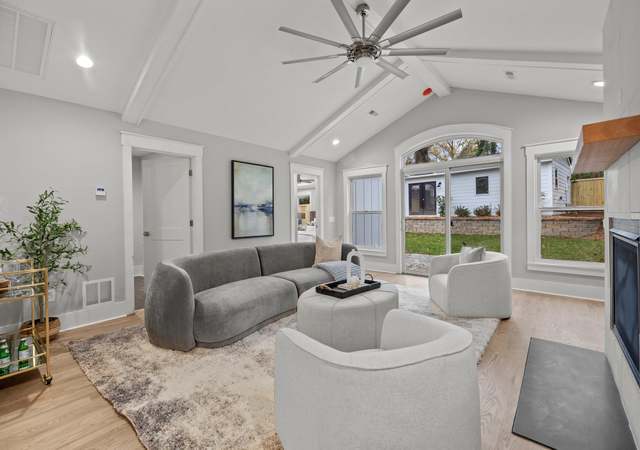 Property at 1320 Brook Rd, Charlotte, NC 28205, 3 beds, 3 baths