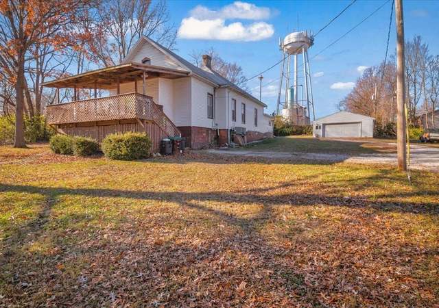 Photo of 203 Church St, Winfield, MO 63389