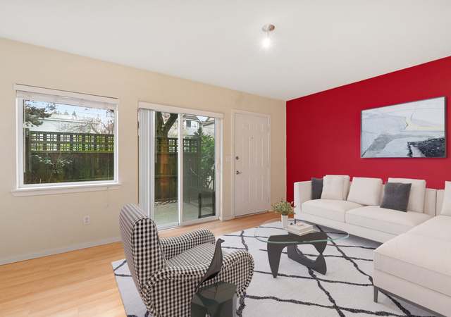 Photo of 8812 Stone Ave N #102, Seattle, WA 98103