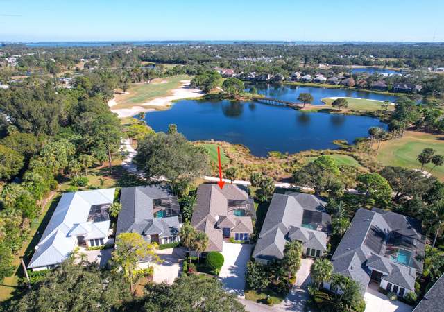 Photo of 693 Hampton Woods Ln SW, Vero Beach, FL 32962