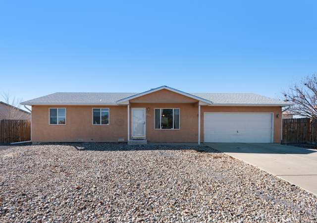 Property at 629 S Aguilar Dr, Pueblo, CO 81007, 3 beds, 1.5 baths