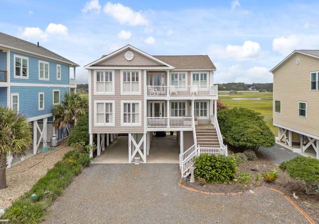 Photo of 758 Ocean Blvd W, Holden Beach, NC 28462