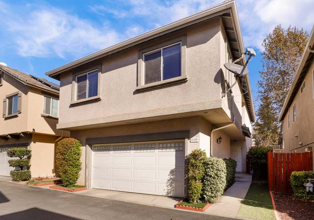 Property at 12600 San Fernando Rd #119, Sylmar, CA 91342, 3 beds, 2.5 baths