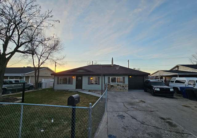 Property at 10138 S Peony Way, Sandy, UT 84094, 3 beds, 2 baths