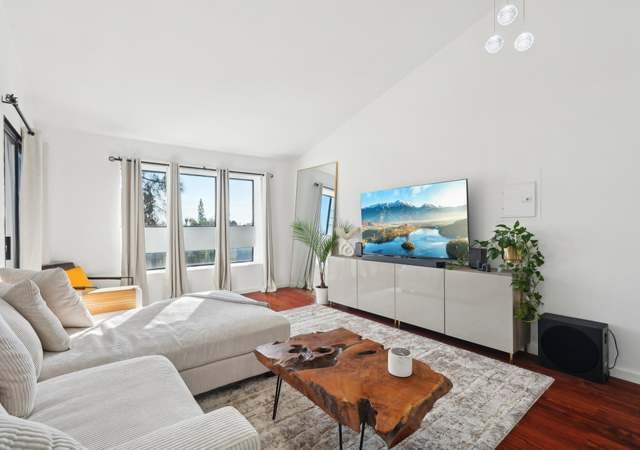 Property at 14819 Downey Ave #301, Paramount, CA 90723, 1 bed, 1 bath