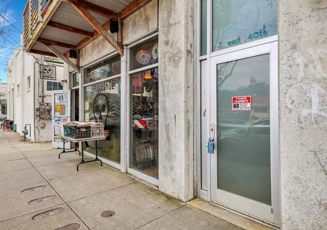 Property at 7 W 40th St Unit B, Savannah, GA 31401, 2 beds, 1.5 baths