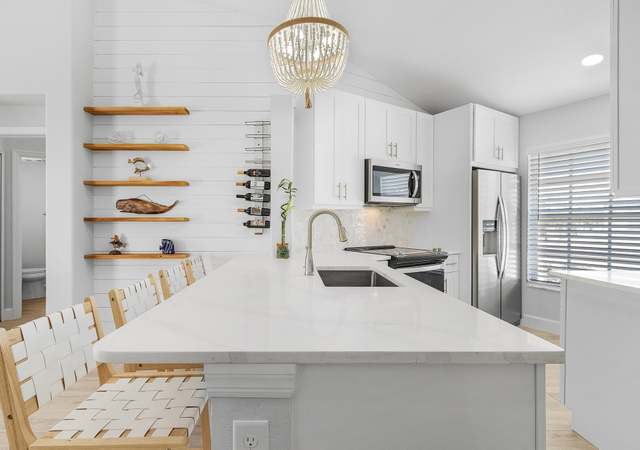 Property at 1300 Sweetwater Cv #6202, Naples, FL 34110, 2 beds, 2 baths
