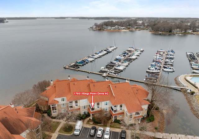 Property at 17931 Kings Point Dr Unit G, Cornelius, NC 28031, 3 beds, 2 baths
