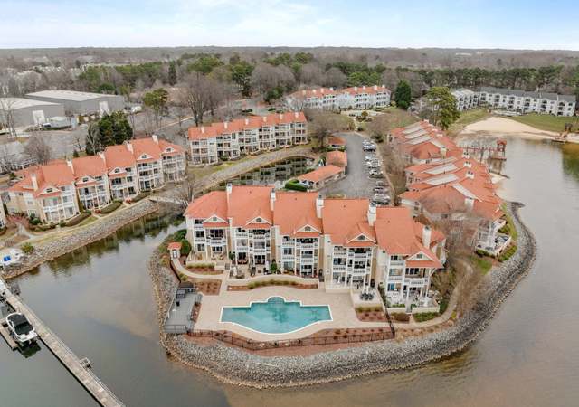 Photo of 17931 Kings Point Dr Unit G, Cornelius, NC 28031