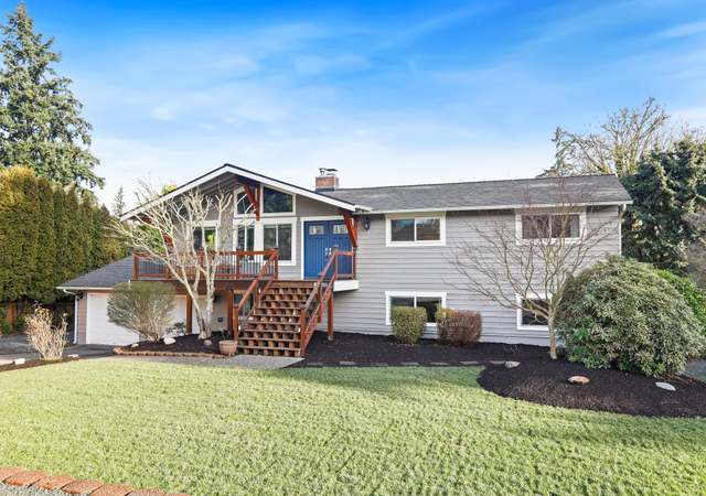 Photo of 8613 Vistarama Ave, Everett, WA 98208