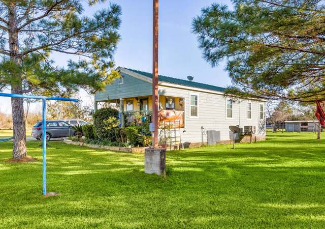 Photo of 440 County Road 4893, Dayton, TX 77535