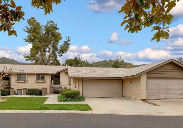 Property at 4121 Oak Island Ln, Fallbrook, CA 92028, 2 beds, 2 baths