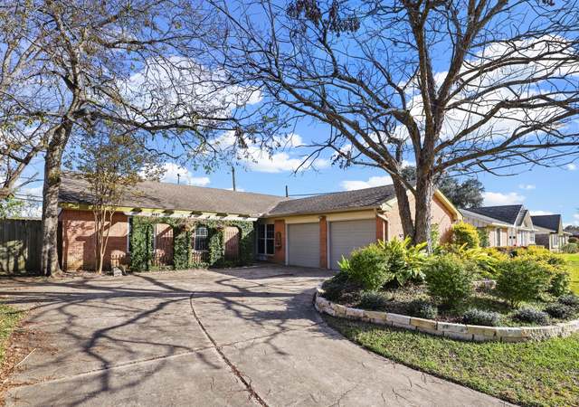 Property at 3407 Rockyridge Dr, Houston, TX 77063, 3 beds, 2 baths