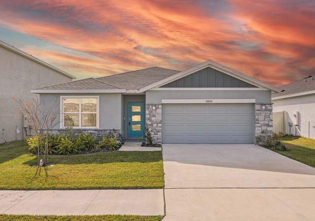 Property at 31814 Oyster Trellis Ln, Wesley Chapel, FL 33545, 4 beds, 2 baths