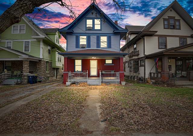 Property at 1225 W 40th St, Kansas City, MO 64111, 4 beds, 1 bath