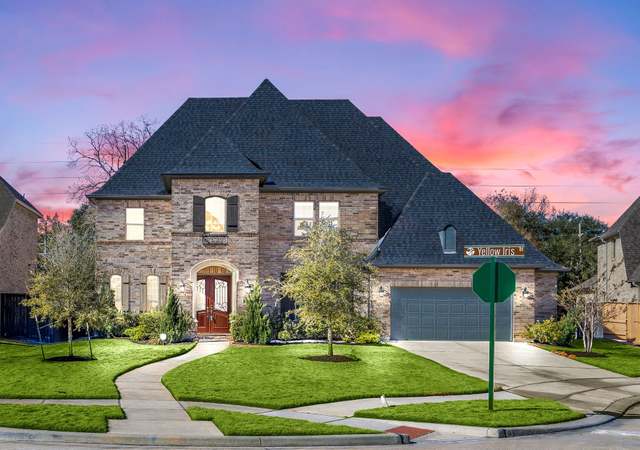 Property at 1726 Yellow Iris Trl, Richmond, TX 77406, 5 beds, 5.5 baths