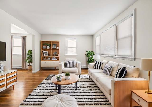 Photo of 299 Cross St #299, Winchester, MA 01890