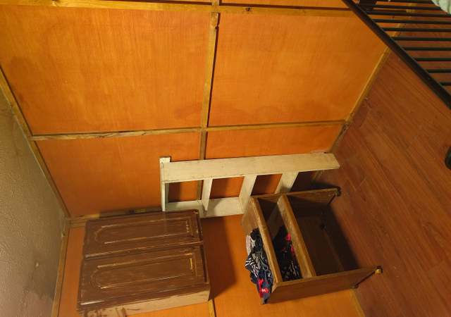 Property at 1114 Highway 25w S, La Follette, TN 37766, 2 beds, 1 bath