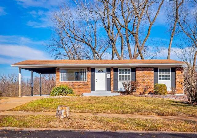 Photo of 8429 Hawkesbury Dr, St Louis, MO 63121