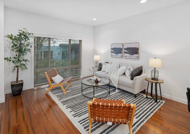 Photo of 4260 S Greenbelt Station Dr, Seattle, WA 98118