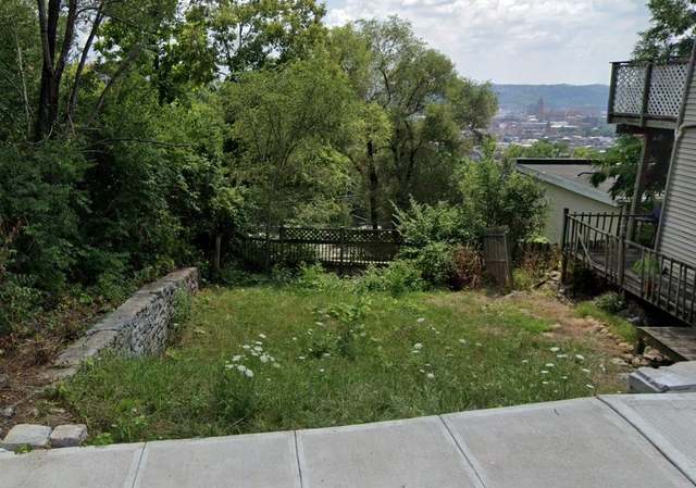 Property at 17 Estelle St, Cincinnati, OH 45219