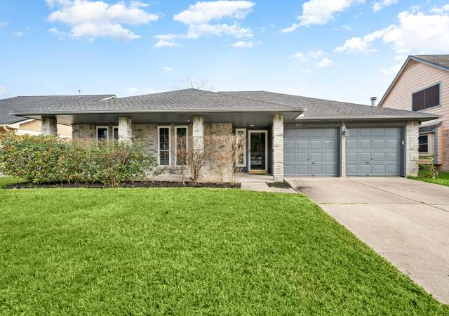 Property at 13611 Rocky Bluff Dr, Houston, TX 77085, 3 beds, 2 baths