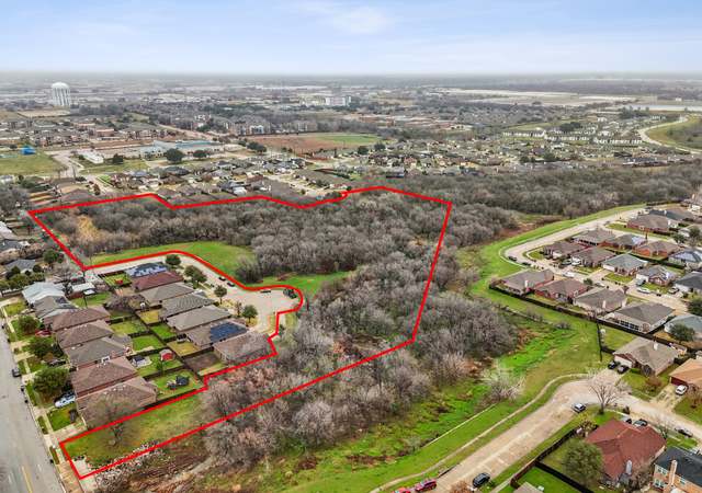 Property at 3001 Mitchell Ct, Arlington, TX 76010