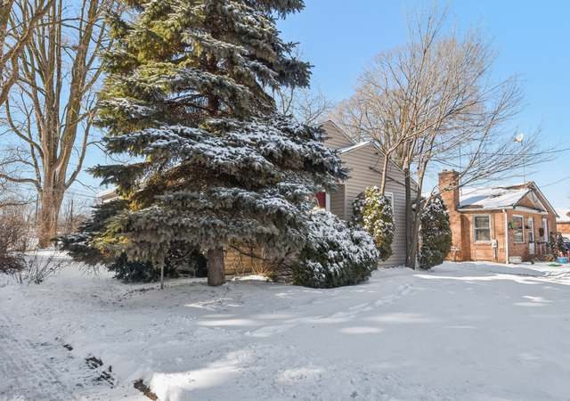 Photo of 22 N Lewis Ave, Waukegan, IL 60085