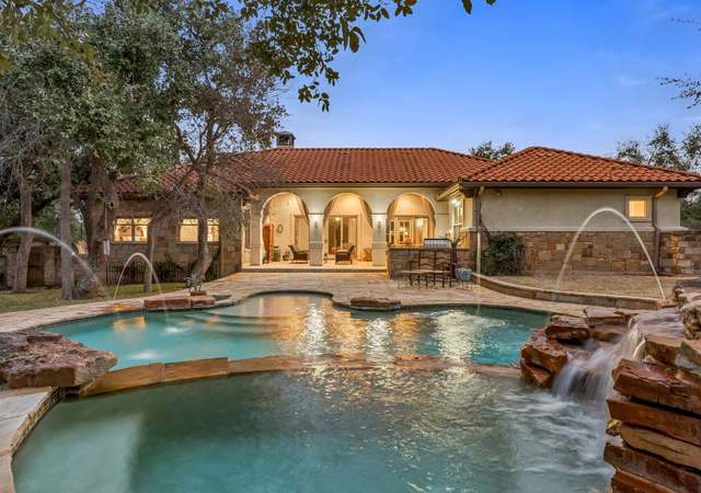 Property at 7428 Oak Shores Dr, Austin, TX 78730, 4 beds, 3 baths
