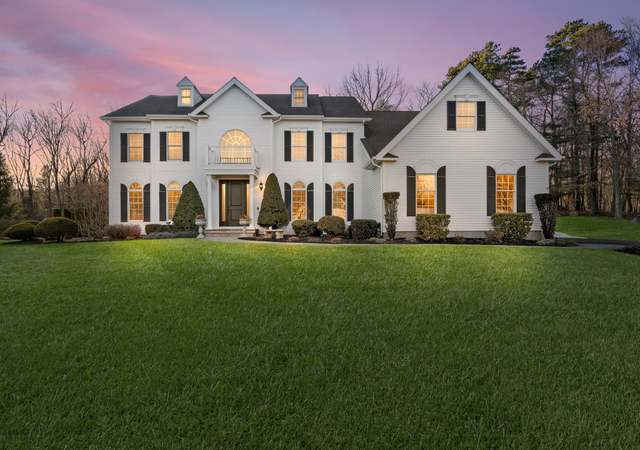 Property at 30 Lenihan Ln, East Greenwich, RI 02818, 4 beds, 5.5 baths