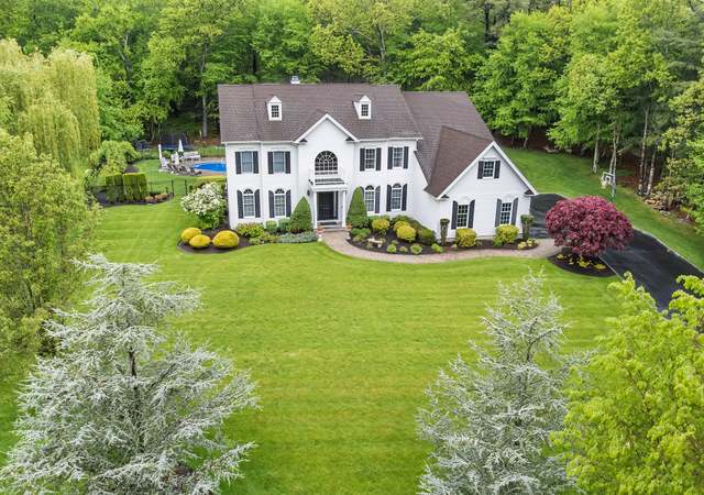 Photo of 30 Lenihan Ln, East Greenwich, RI 02818