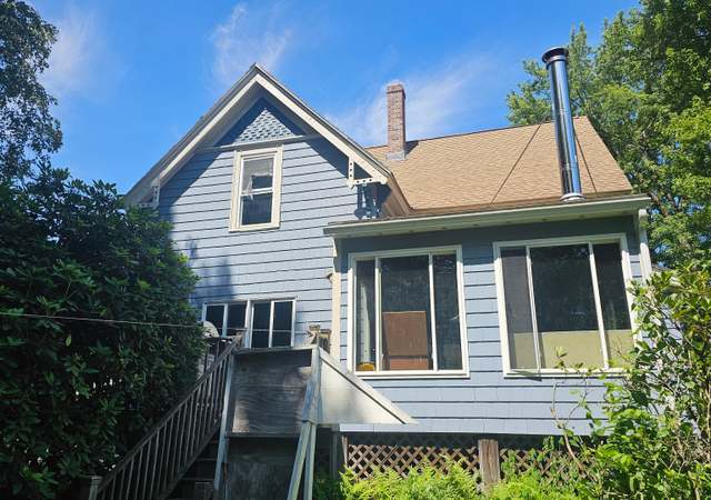 Photo of 9 Cottage St, Templeton, MA 01468