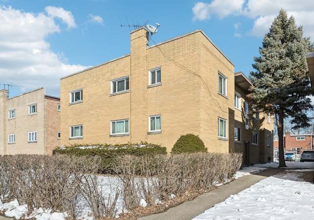 Property at 8307 N Christiana Ave Unit 2W, Skokie, IL 60076, 3 beds, 1.5 baths