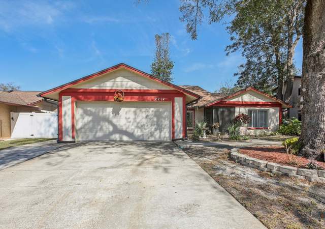 Property at 2717 Warwick Ter, Palm Harbor, FL 34685, 5 beds, 3 baths