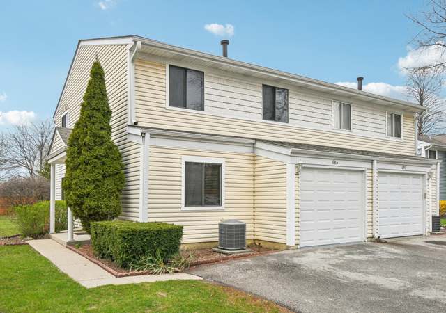 Property at 685 Brighton Pl, Wheeling, IL 60090, 3 beds, 2.5 baths