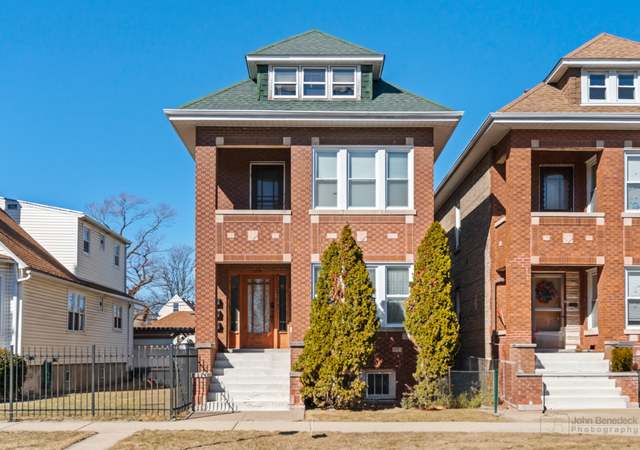 Property at 2836 W 40th St, Chicago, IL 60632, 6 beds, 2 baths