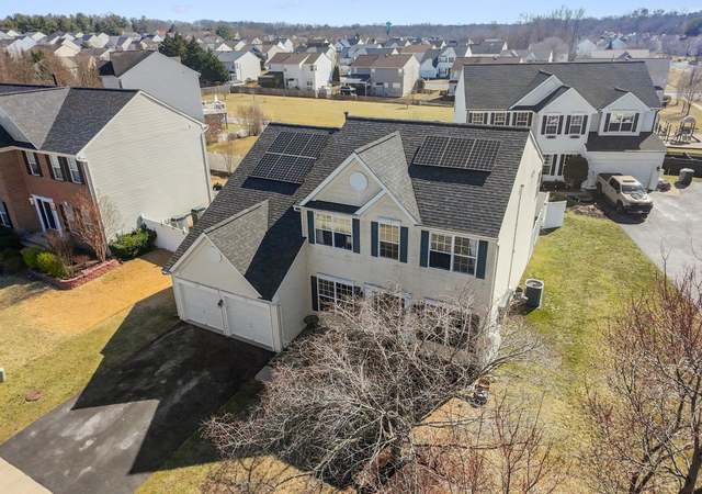 Property at 44 Hamstead Rd, Fredericksburg, VA 22405, 4 beds, 3.5 baths
